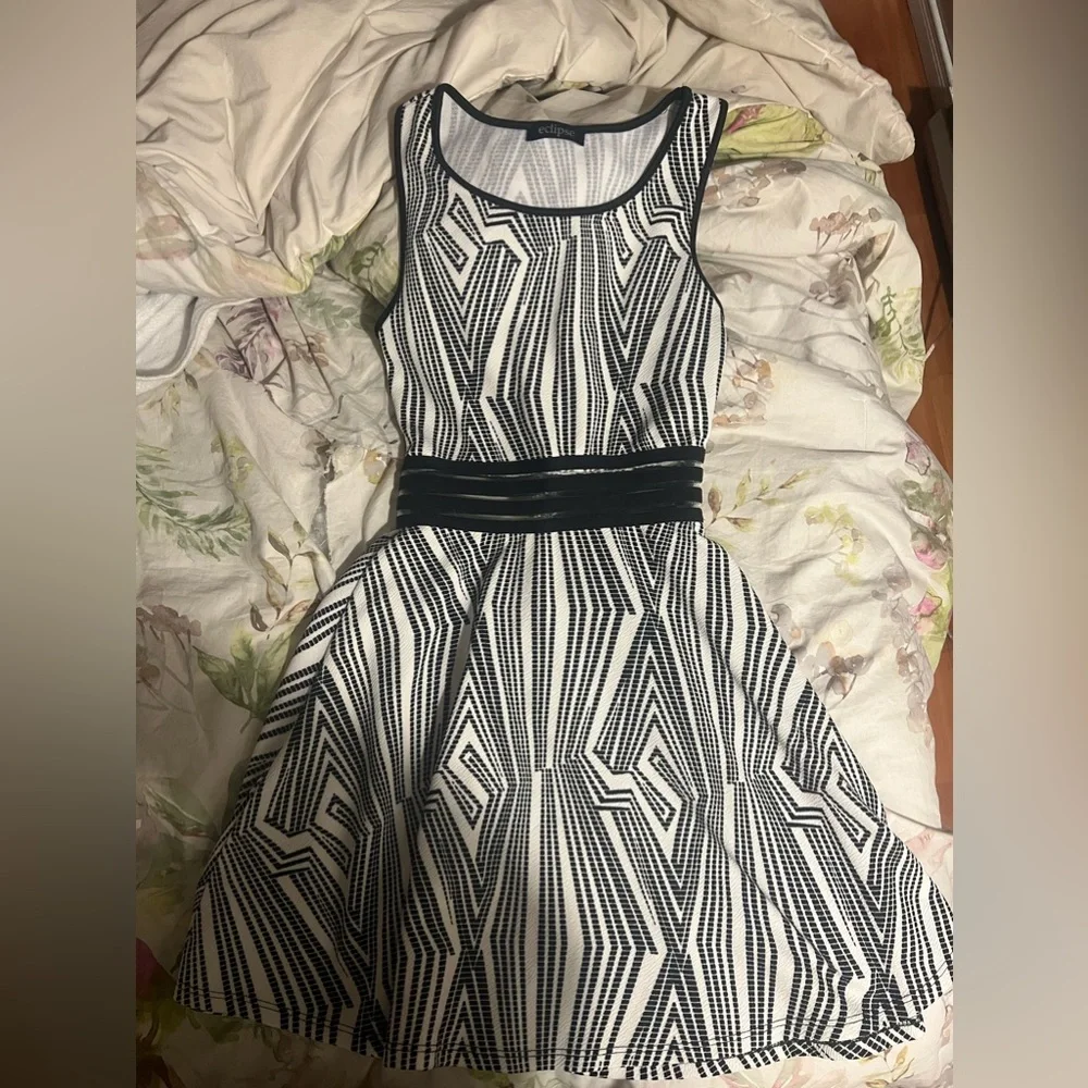 Eclipse dress size small - Picture 1 of 1